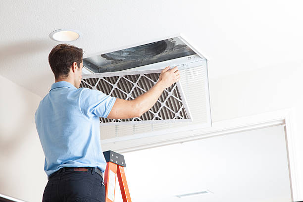 Air duct cleaning in Washburn, IL